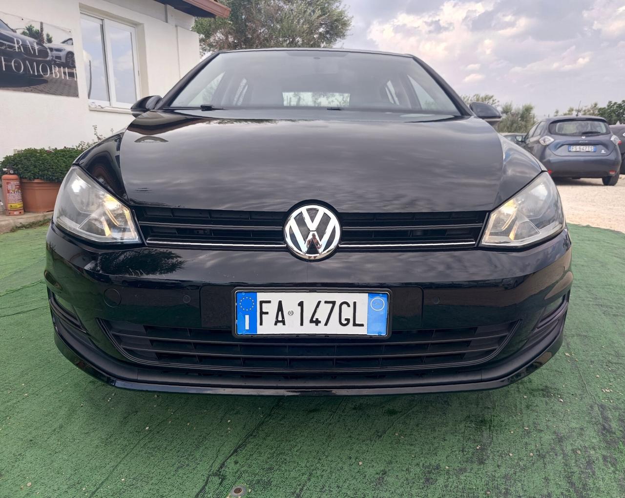 Volkswagen Golf Business 1.6 TDI 5p. Highline BlueMotion Technology . 2015