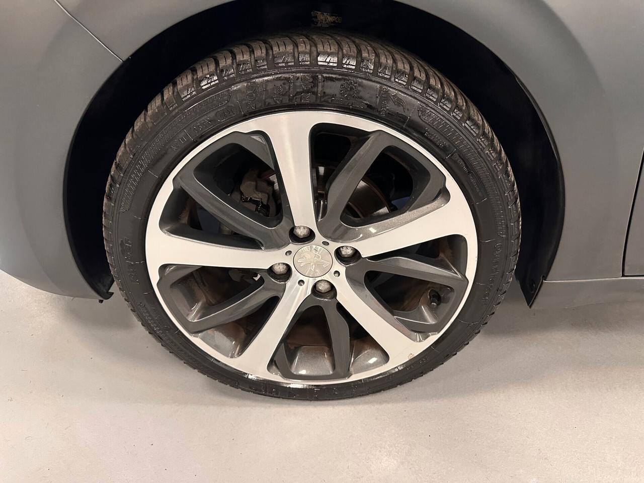 PEUGEOT 208 GT LINE 5 P. 1.6 HDI (EURO 6B)