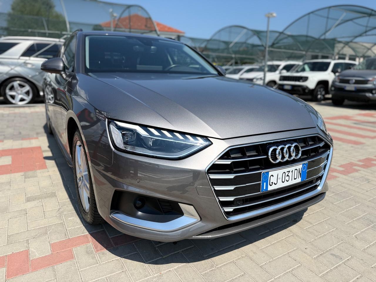 Audi A4 Avant 35 TDI/163 CV S tronic Business Advanced