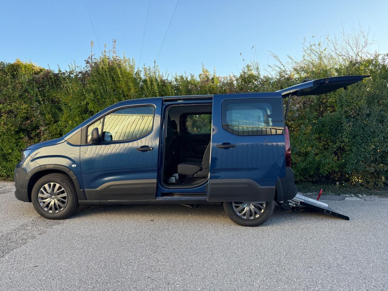 Peugeot Rifter- Black Friday auto per disabili