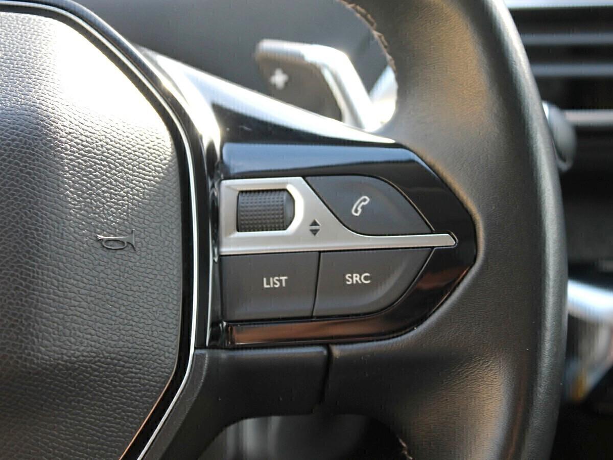 Peugeot 3008 1.5hdi Allure EAT8 TETTO PELLE LED CAM