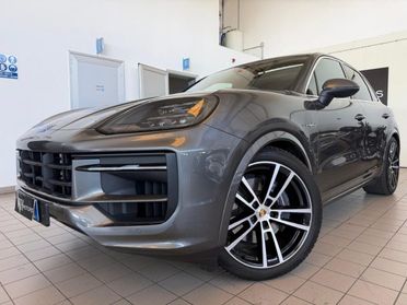 PORSCHE Cayenne 3.0 V6 E-Hybrid //TETTO//CARTIER//PARI AL NUOVO//