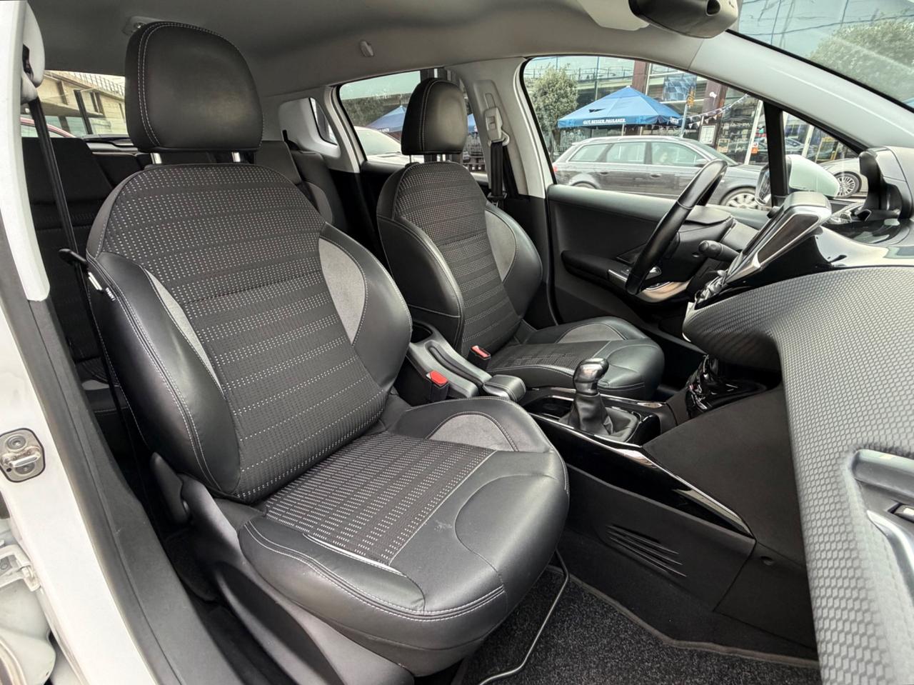 Peugeot 2008 1.6 BlueHDi Allure - GARANZIA