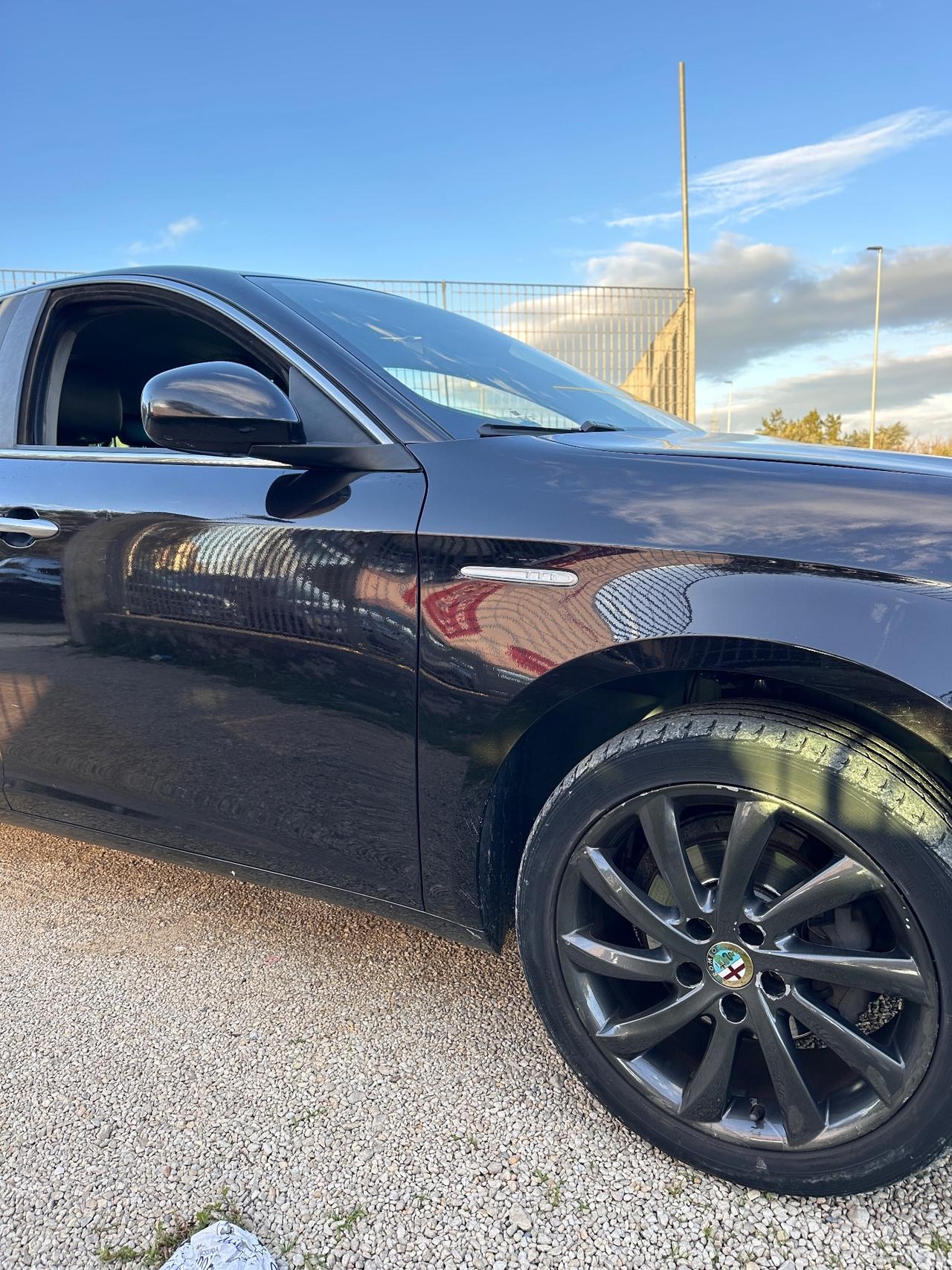 Alfa Romeo Giulietta 1.6Jtdm Distinctive-2011