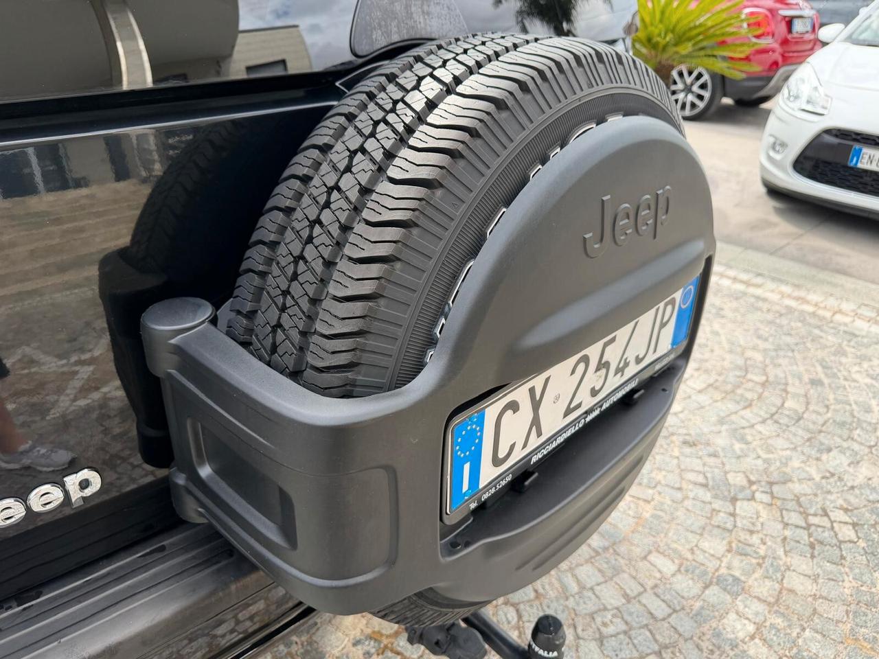 Jeep Cherokee 2.8 CRD 163Cv Limited - gancio traino