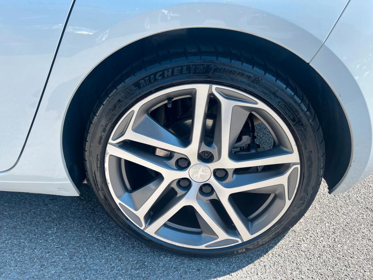 Peugeot 308 PureTech Turbo 130 S&S GT LINE