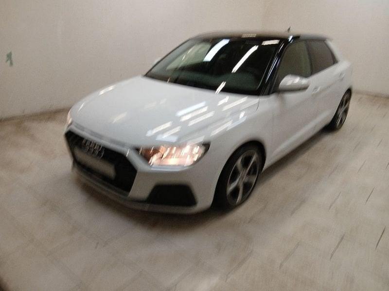 Audi A1 Sportback 30 1.0 tfsi Identity Black 116cv