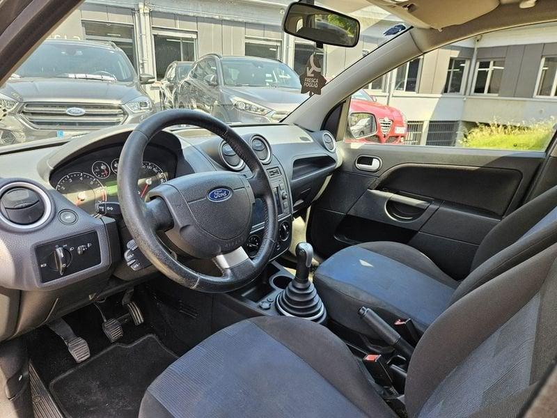 Ford Fiesta Fiesta 5p 1.4 Ghia
