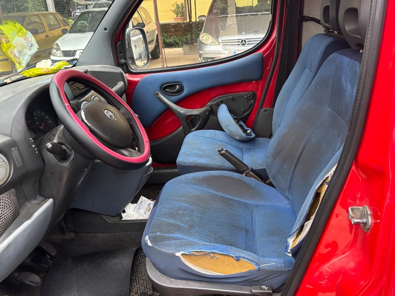 Fiat Doblò 1.9 JTD H2 tetto alto - motore batte rotto