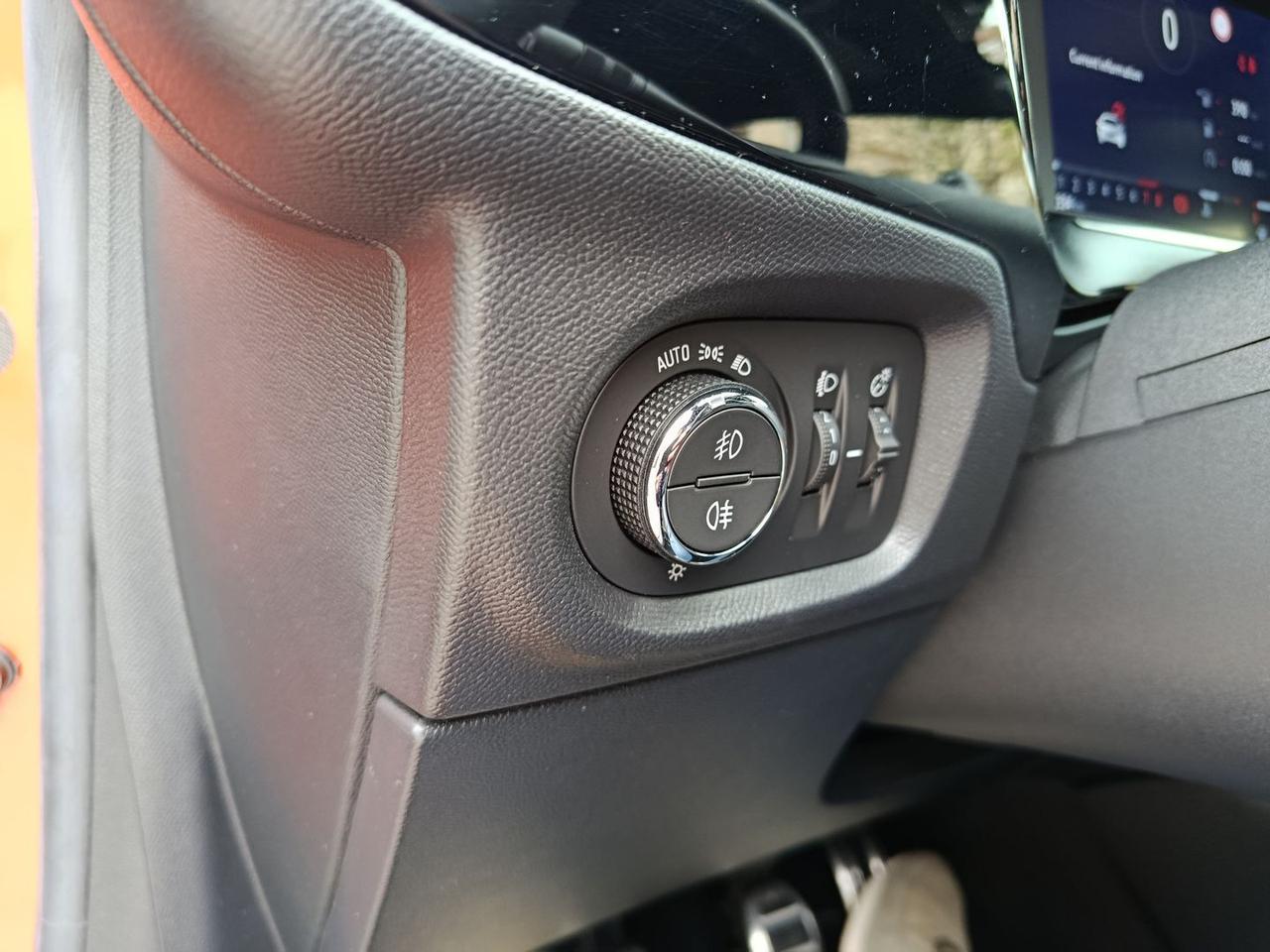 Opel Corsa GS Line 1.2 Direct Injection Turb #7915