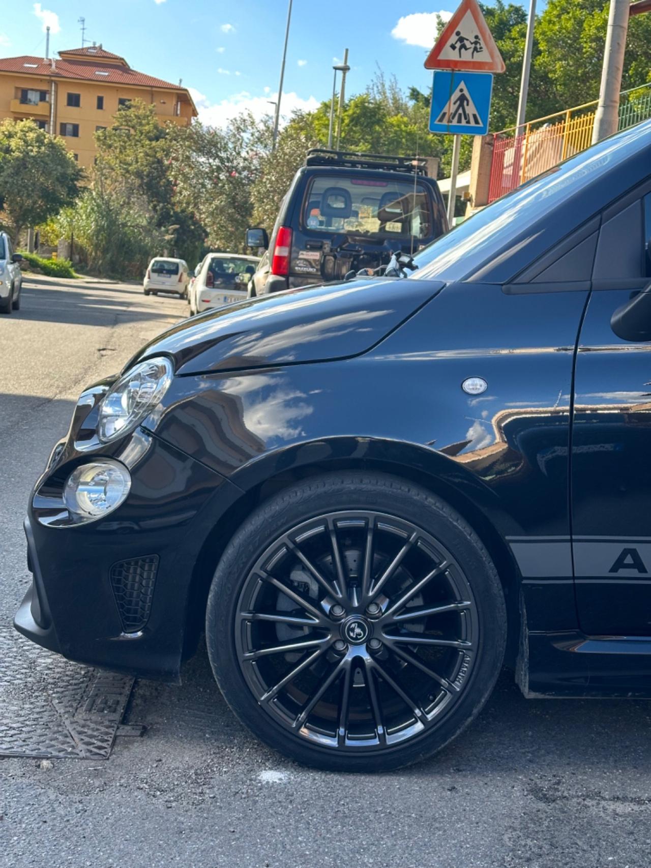 Abarth 595 1.4 Turbo T-Jet 165 CV