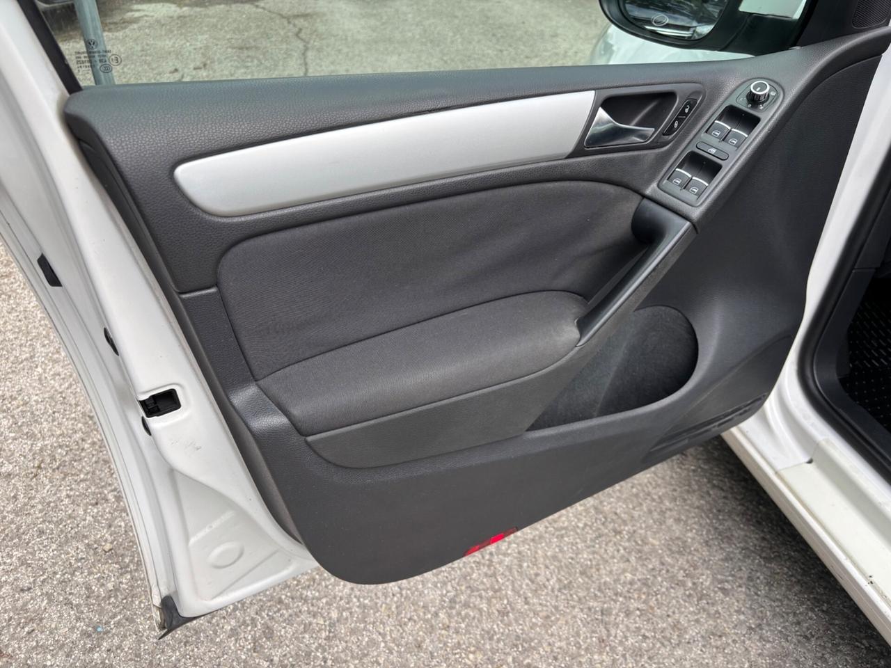 Volkswagen Golf 1.6 5p. Highline BiFuel GPL