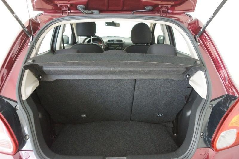 Mitsubishi Space Star 1.0 Invite