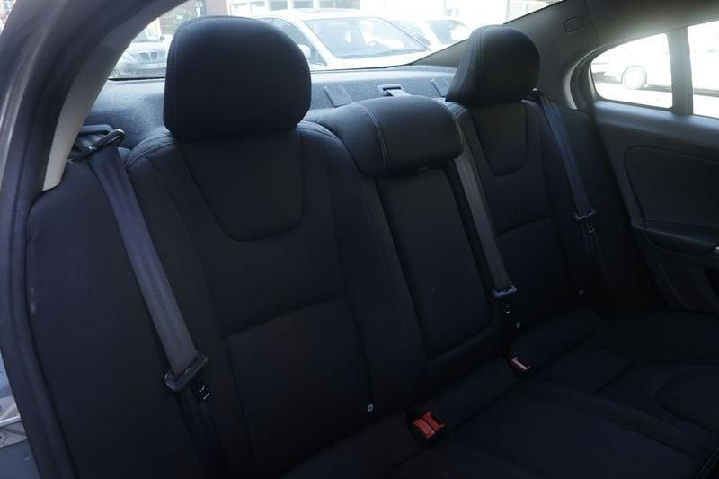Volvo S60 VOLVO S60 D2 R-Design Unicoproprietario