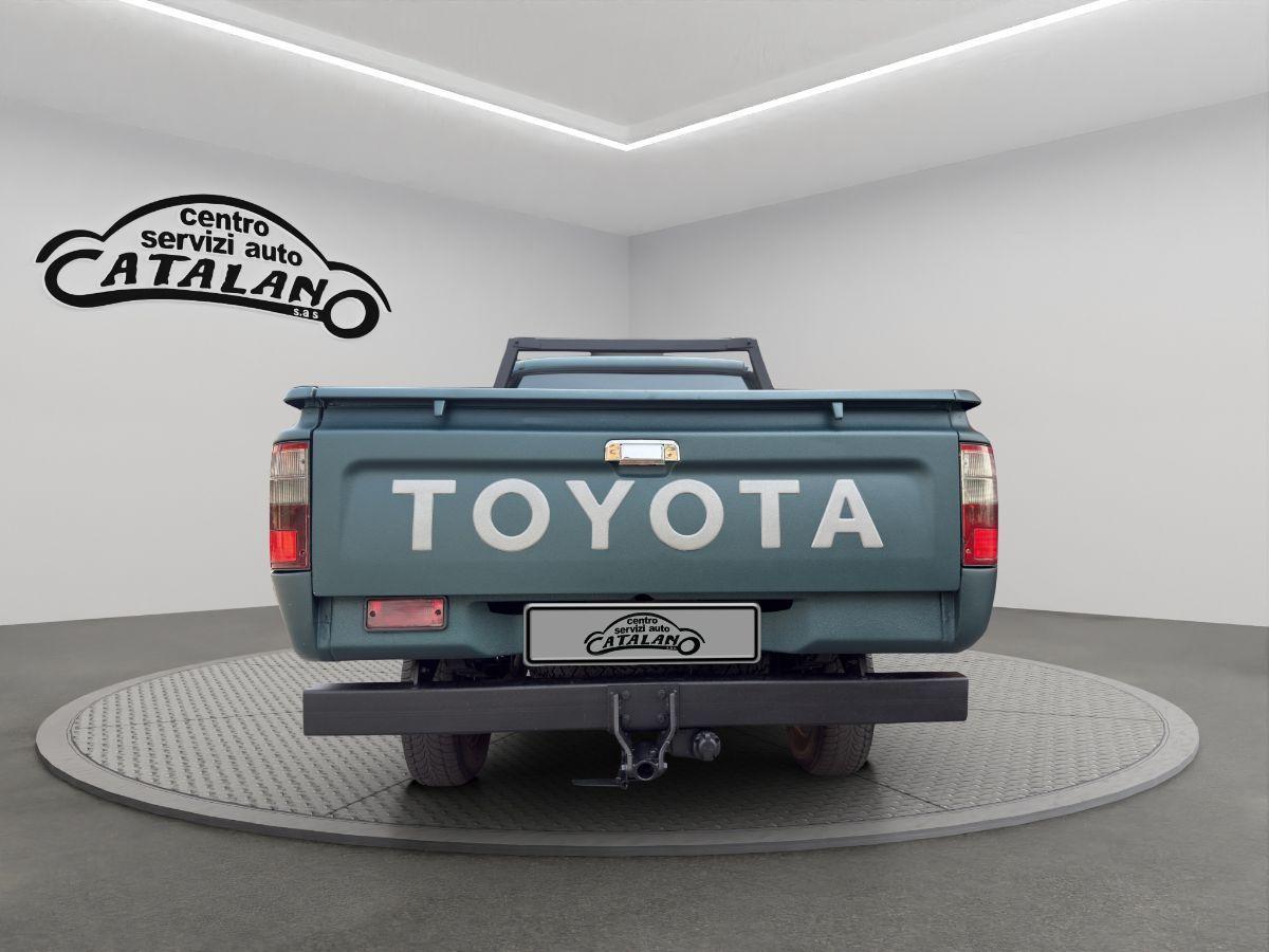 TOYOTA - Hilux - 2.4 td 90 cv 4wd 4p Double Cab