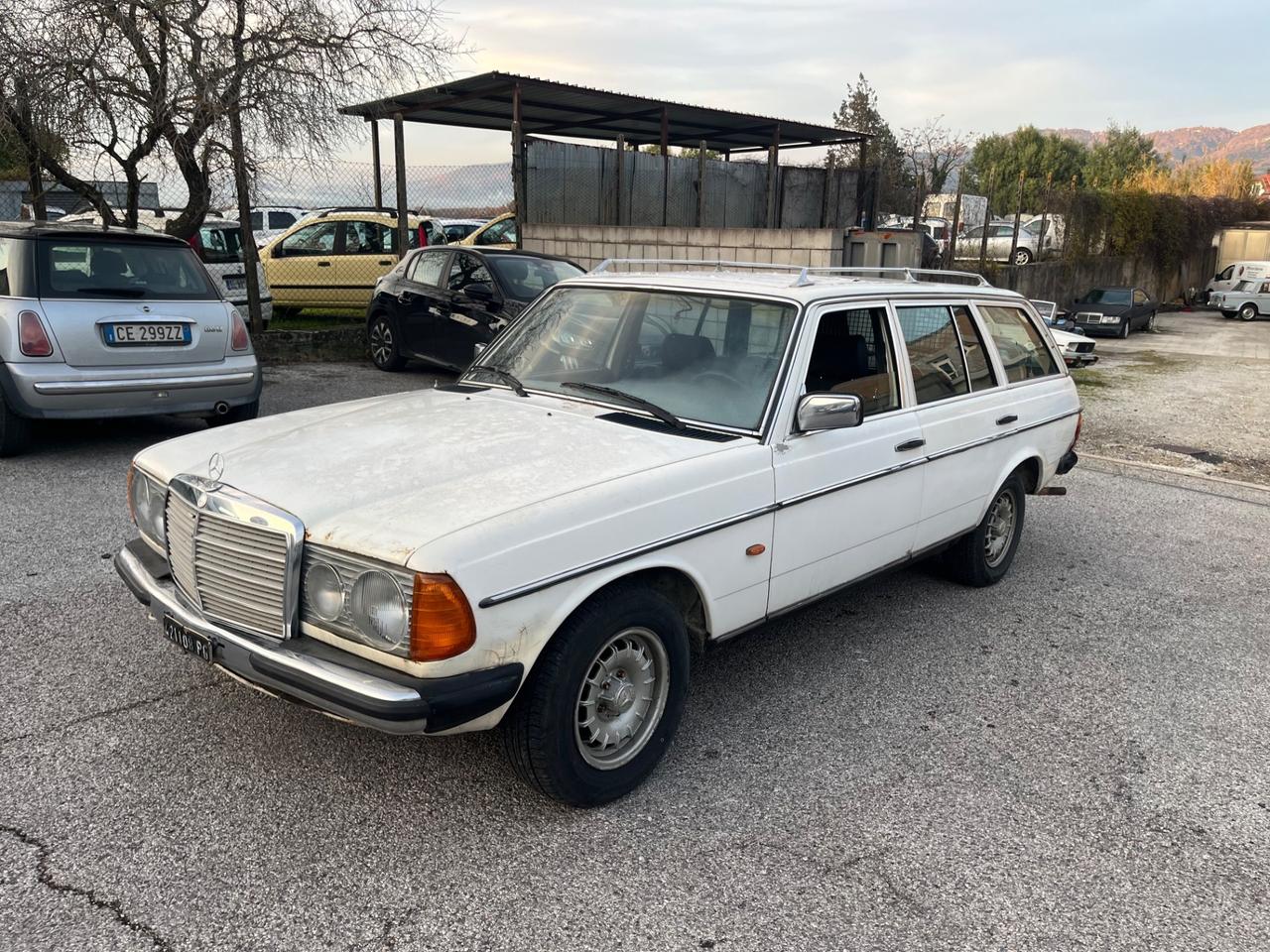 Mercedes benz 240 TD Aspirato w123