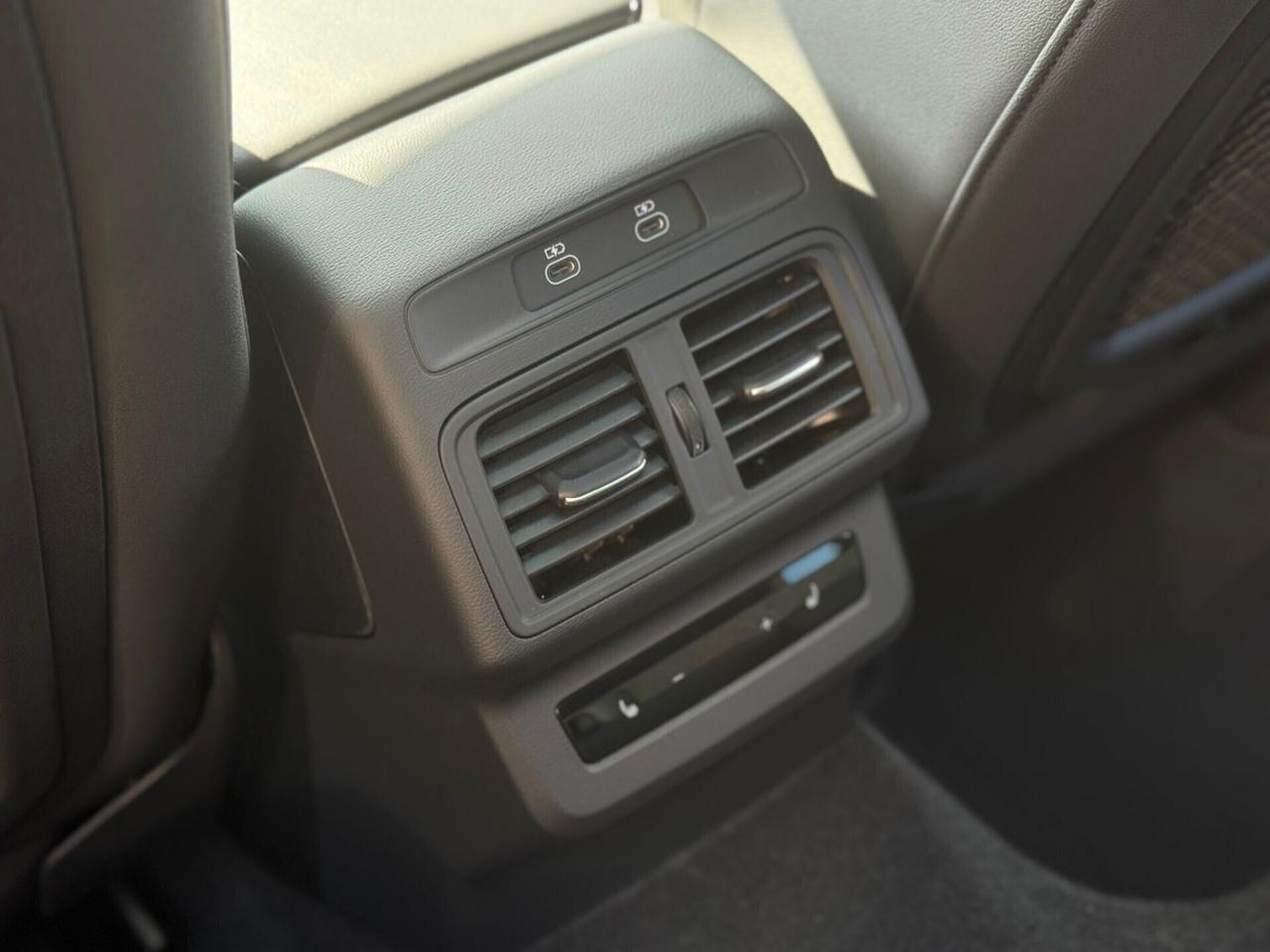 Audi Q5 SPB 40 TDI 204 CV quattro S tronic Identity Black