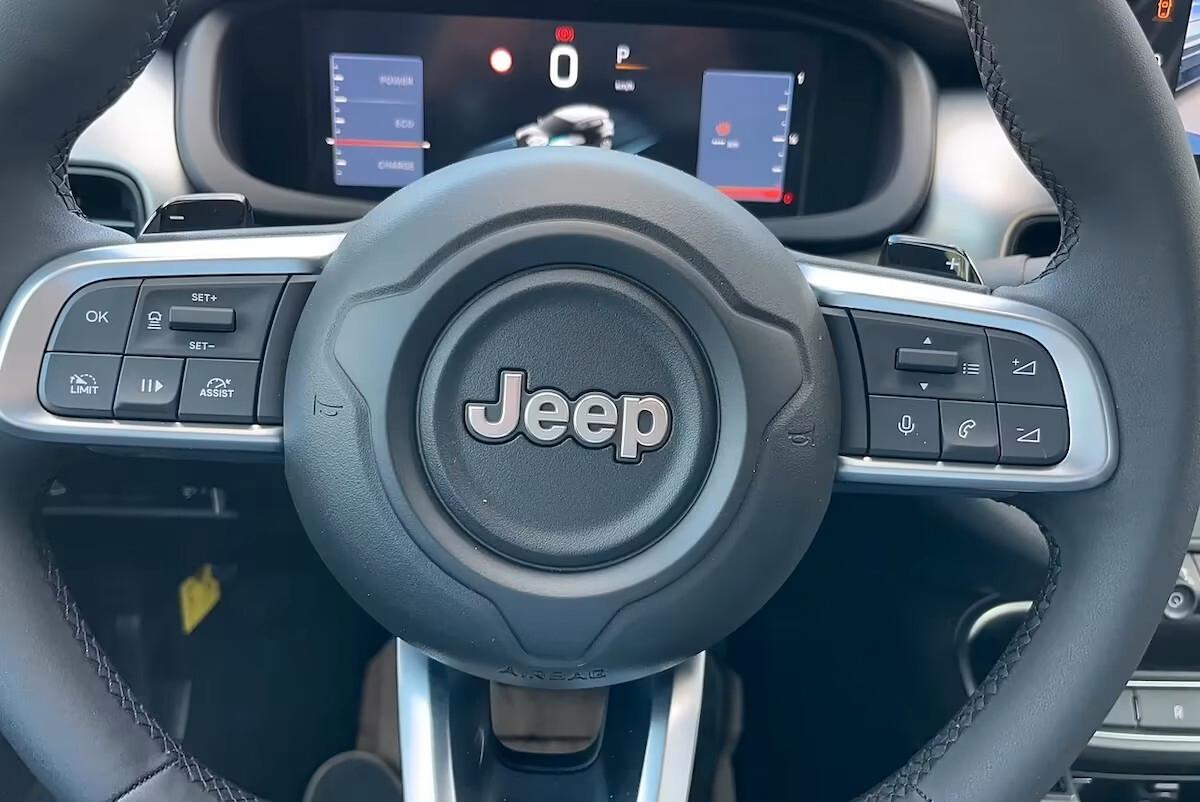 Jeep Avenger 1.2 Turbo 110 CV MHEV Summit