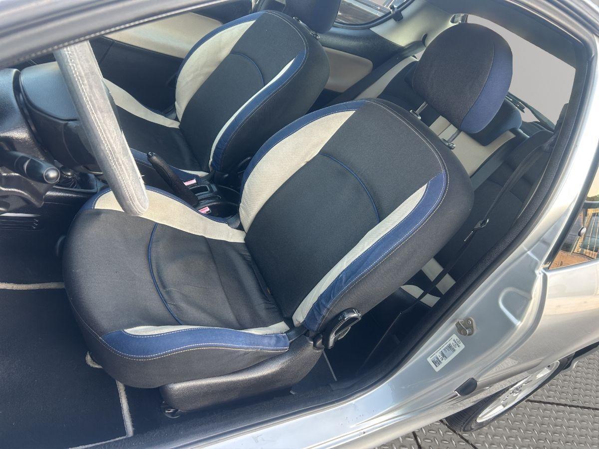 PEUGEOT - 206 - 1.4 HDi 68CV 3p . XS