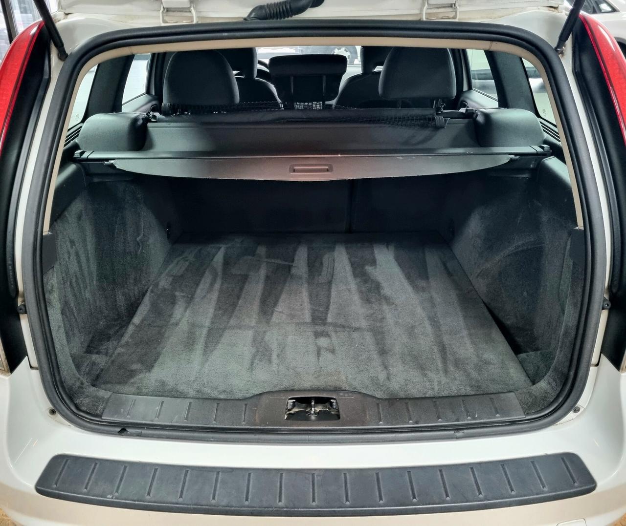 Volvo V50 2.0 DIESEL 136CV KINETIC