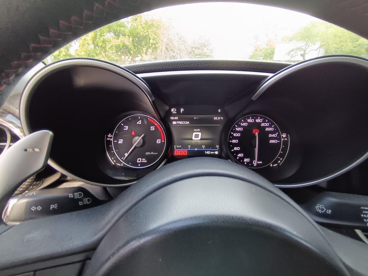 ALFA ROMEO Giulia 2.2 TD150 CV AT8 Veloce ProMMo