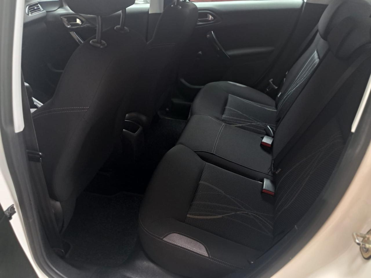 PEUGEOT 208 1.4 Diesel -NEOPATENTATI-Unipro-Euro6700