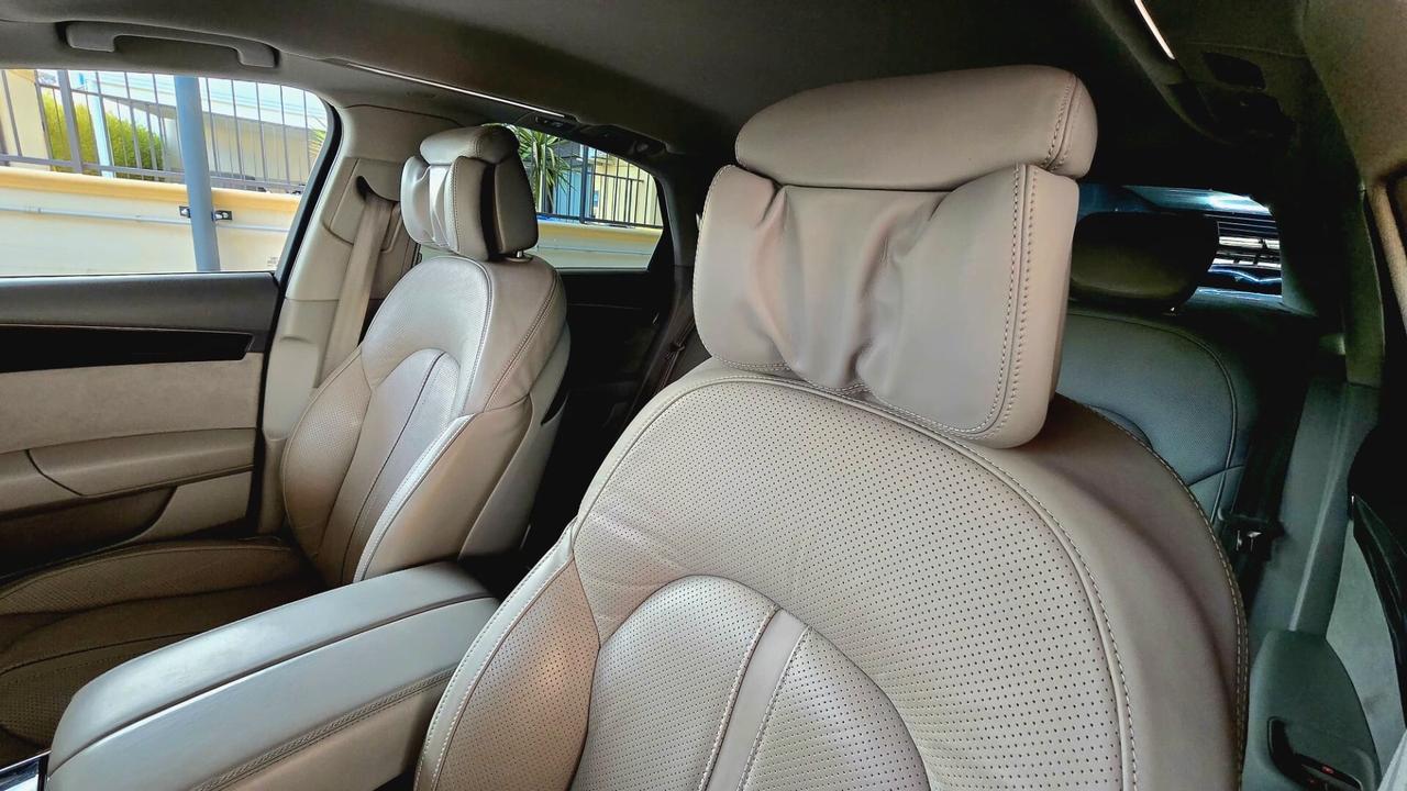 AUDI A8 3.0 tdi 262cv ULTRA QUATTRO TIPTRONIC 8m