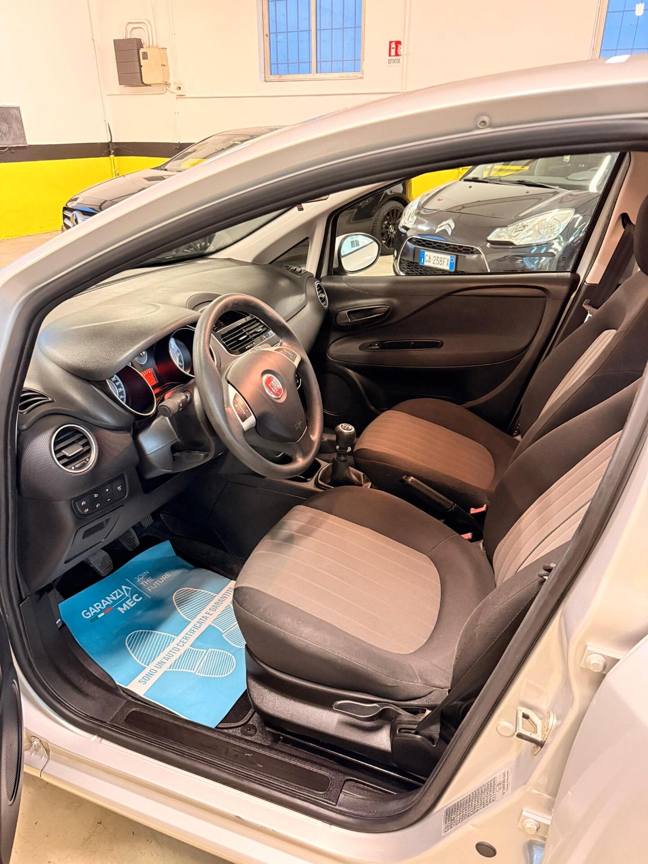 Fiat Punto 1.4 8V 5 porte Easypower Street