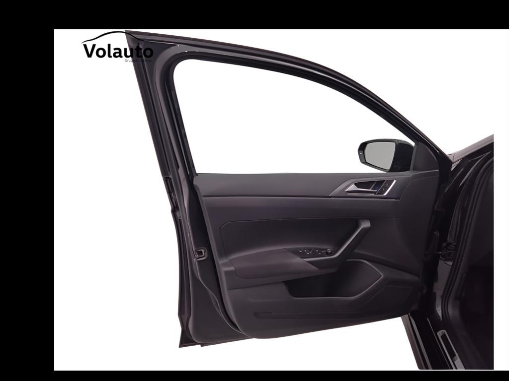 VOLKSWAGEN Polo VI 2022 - Polo 1.0 tsi R-Line 95cv