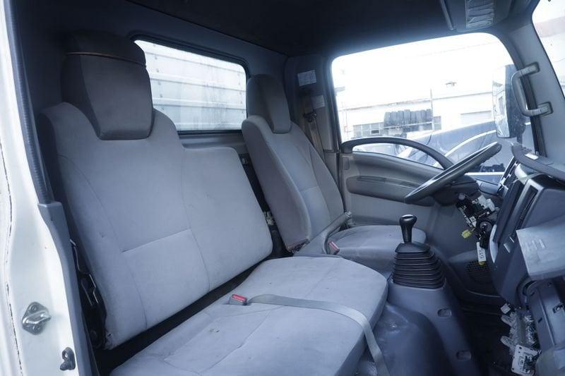 Isuzu N-Evolution Isuzu N-Evolution L35 F 3.0 TDI RG Cabinato Adaptor 110KW ANNO 2012