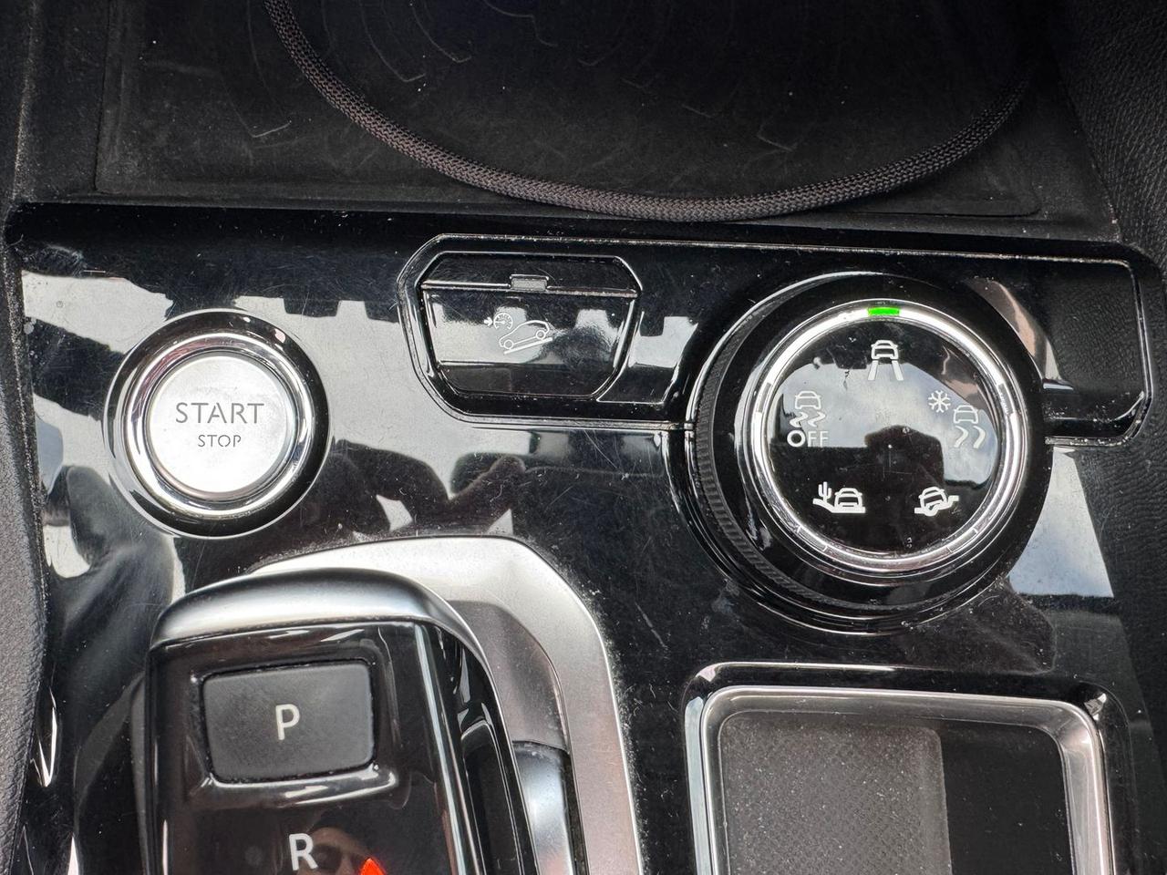 Peugeot 5008 1.5 Blue HDI 130 Allure 7 Posti #7721