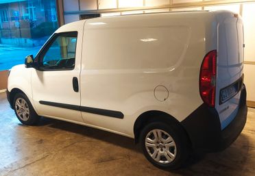 FIAT DOBLO' CARGO 1600 JTD 120 CV 3 POSTI