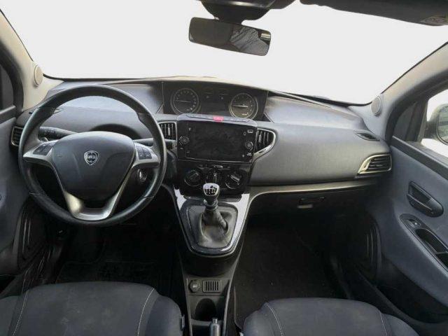 LANCIA Ypsilon 3ª serie - 1.0 FireFly 5 porte S&S Hybrid Go