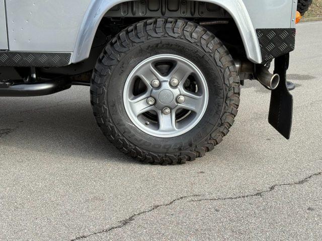 LAND ROVER Defender 90 2.2 SE TD4 Station Wagon UNICO PROPRIETARIO