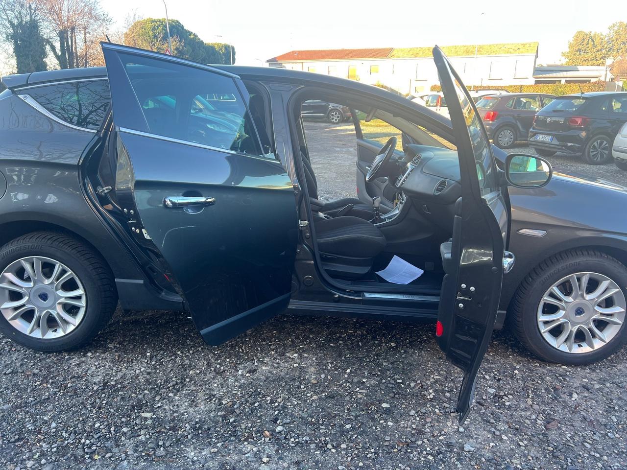 Lancia Delta 1.4 T-Jet 120 CV