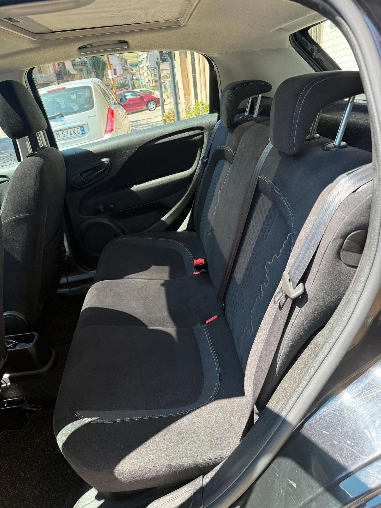 Fiat Punto Evo 1.3 MJT II 75 CV 5 porte Lounge Tetto Panoramico Apribilie