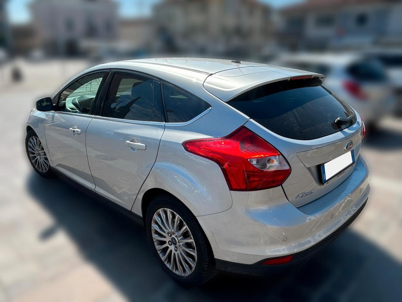 Ford Focus 5p 1.6 Plus ecoboost