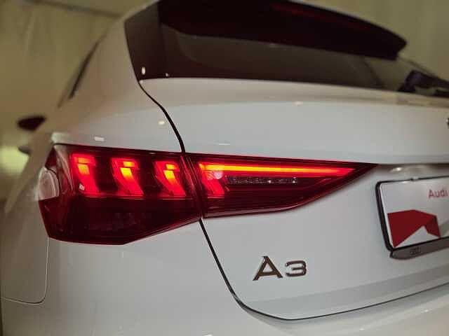 Audi A3 SPB 30 g-tron S tronic Business Advanced