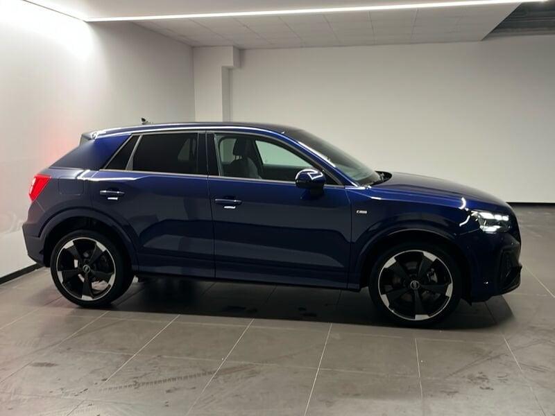 Audi Q2 35 TDI S TRONIC S LINE