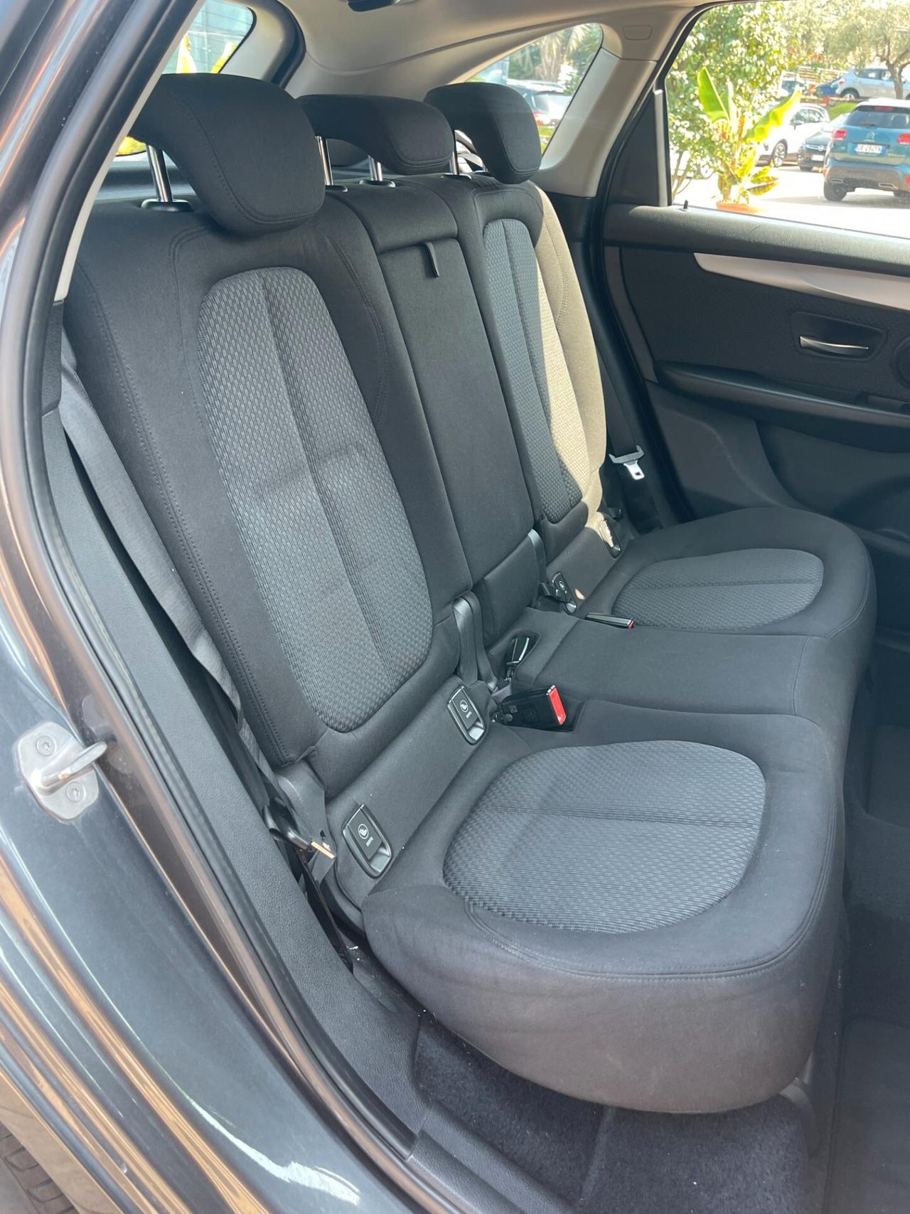 Bmw Serie 2 Active Tourer 214d Advantage
