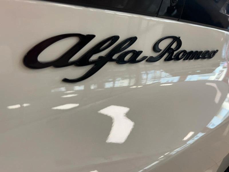 ALFA ROMEO Junior Junior 1.2 145 CV Hybrid eDCT6