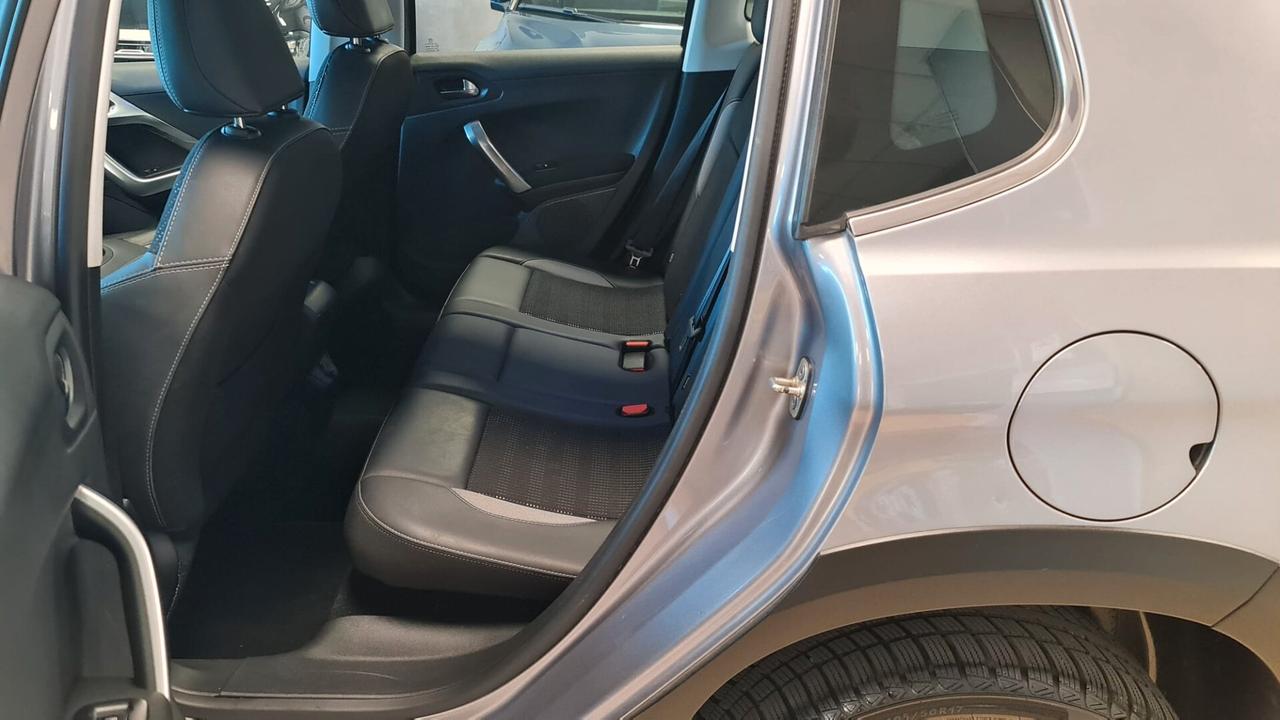 Peugeot 2008 BlueHDi 100 S&S Allure