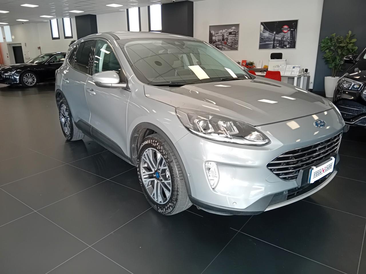 Ford Kuga 2.5 Plug In Hybrid 225 CV CVT 2WD Titanium