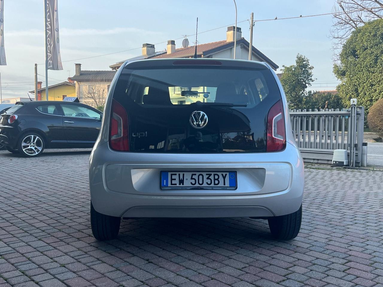 Volkswagen up! 1.0 75 CV 5p. move up! ASG