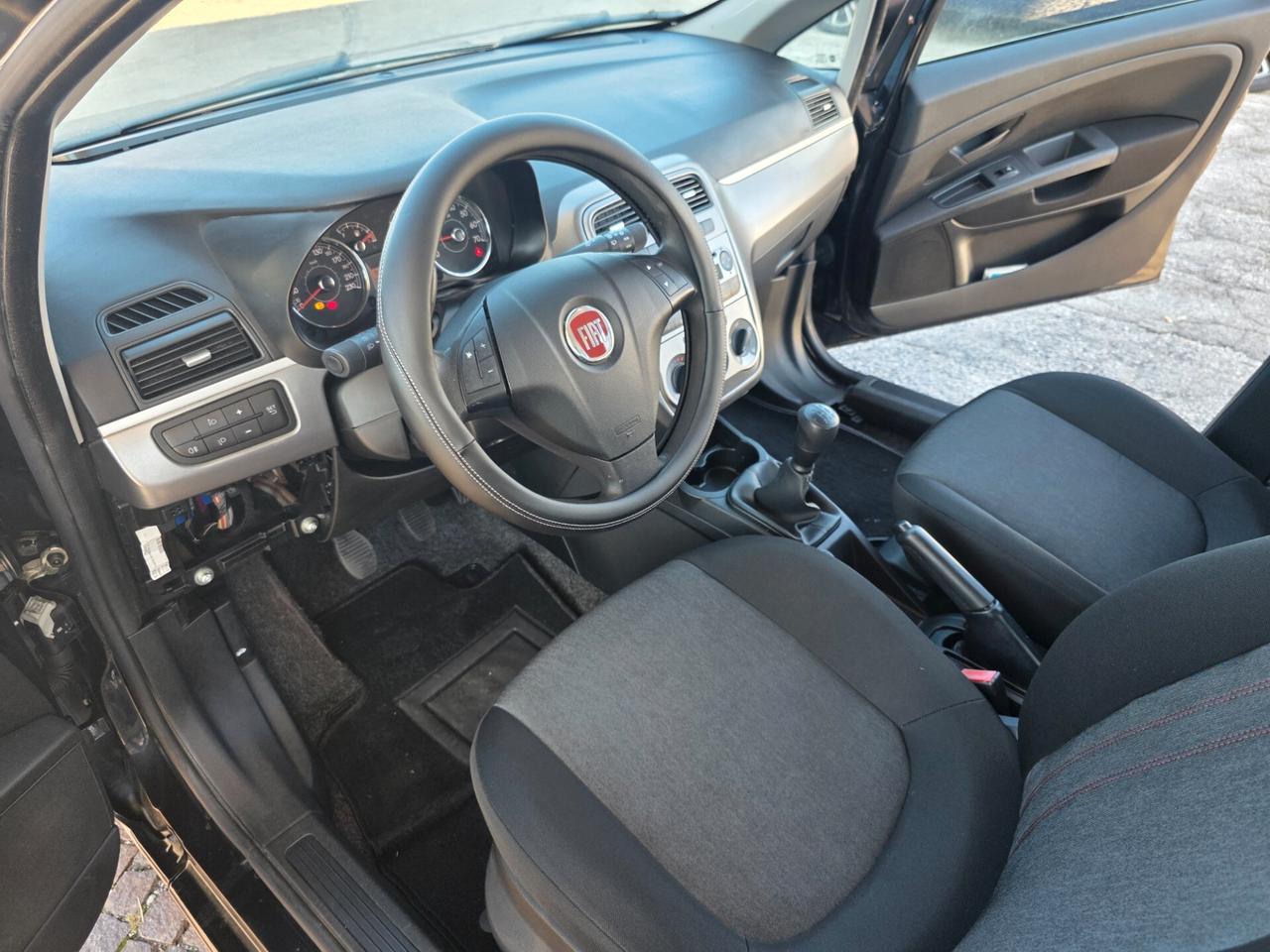 Fiat Punto 1.3 MJT II 75 CV 3 porte Lounge con 238.000km