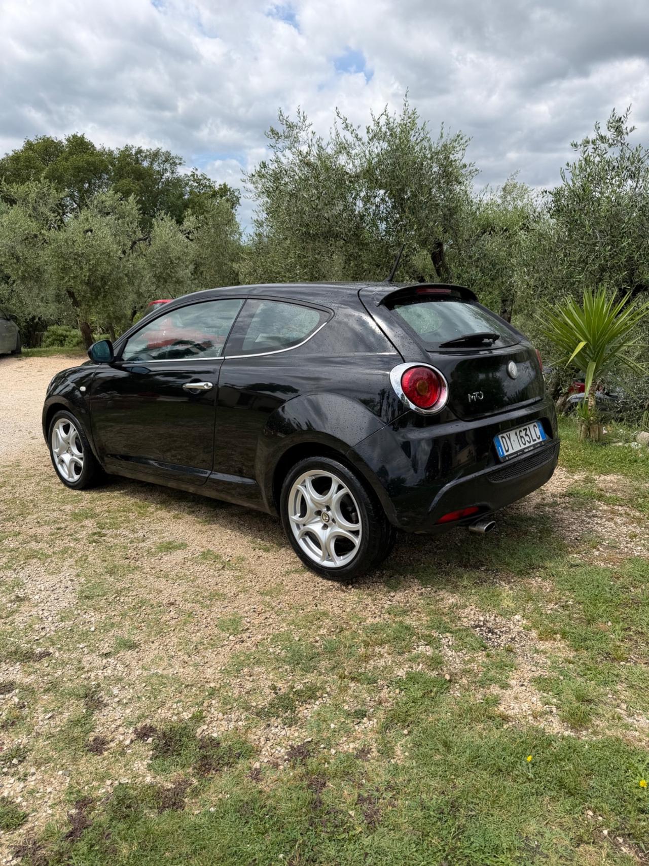Alfa Romeo MiTo 1.3 JTDm 16V 90 CV Distinctive Sport Pack