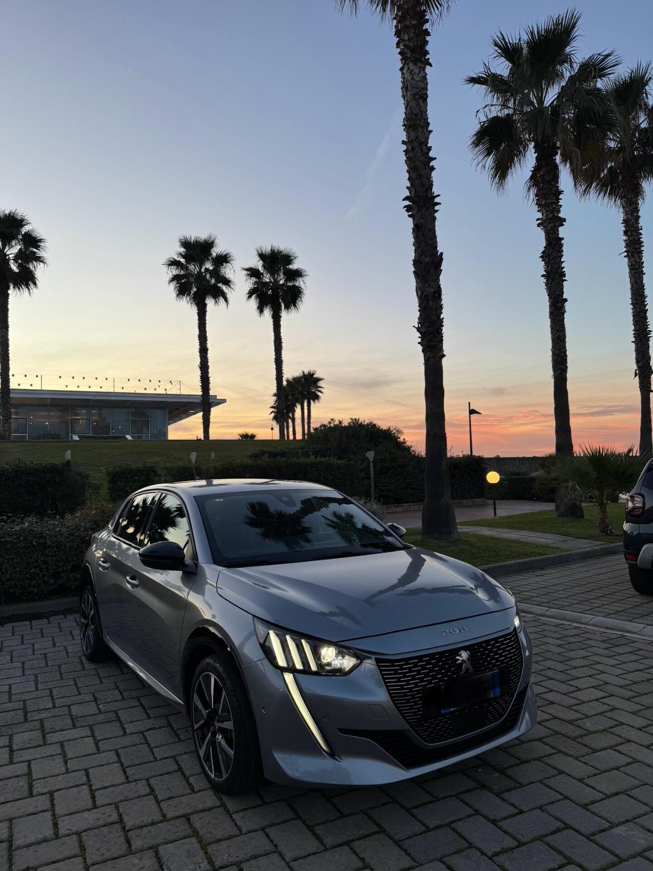 Peugeot 208 PureTech 100 Stop&Start 5 porte GT Line