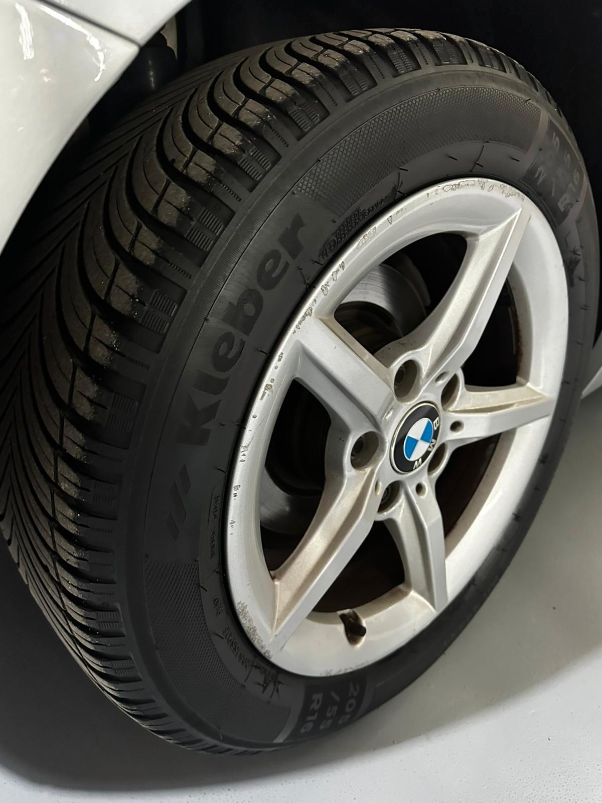 Bmw 116 120d 5p. Urban