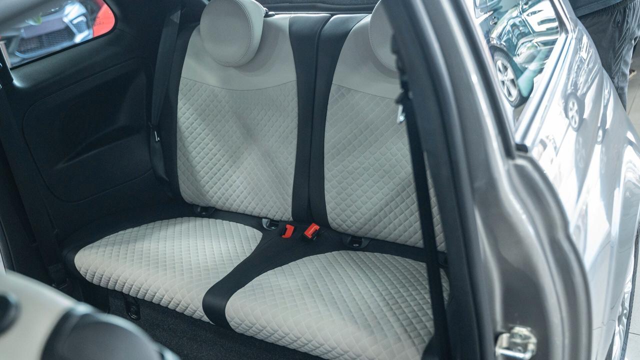 Fiat 500 1.0 HYBRID DOLCEVITA 70 CV LED TETTO P. CARPLAY FULL OPTIONAL
