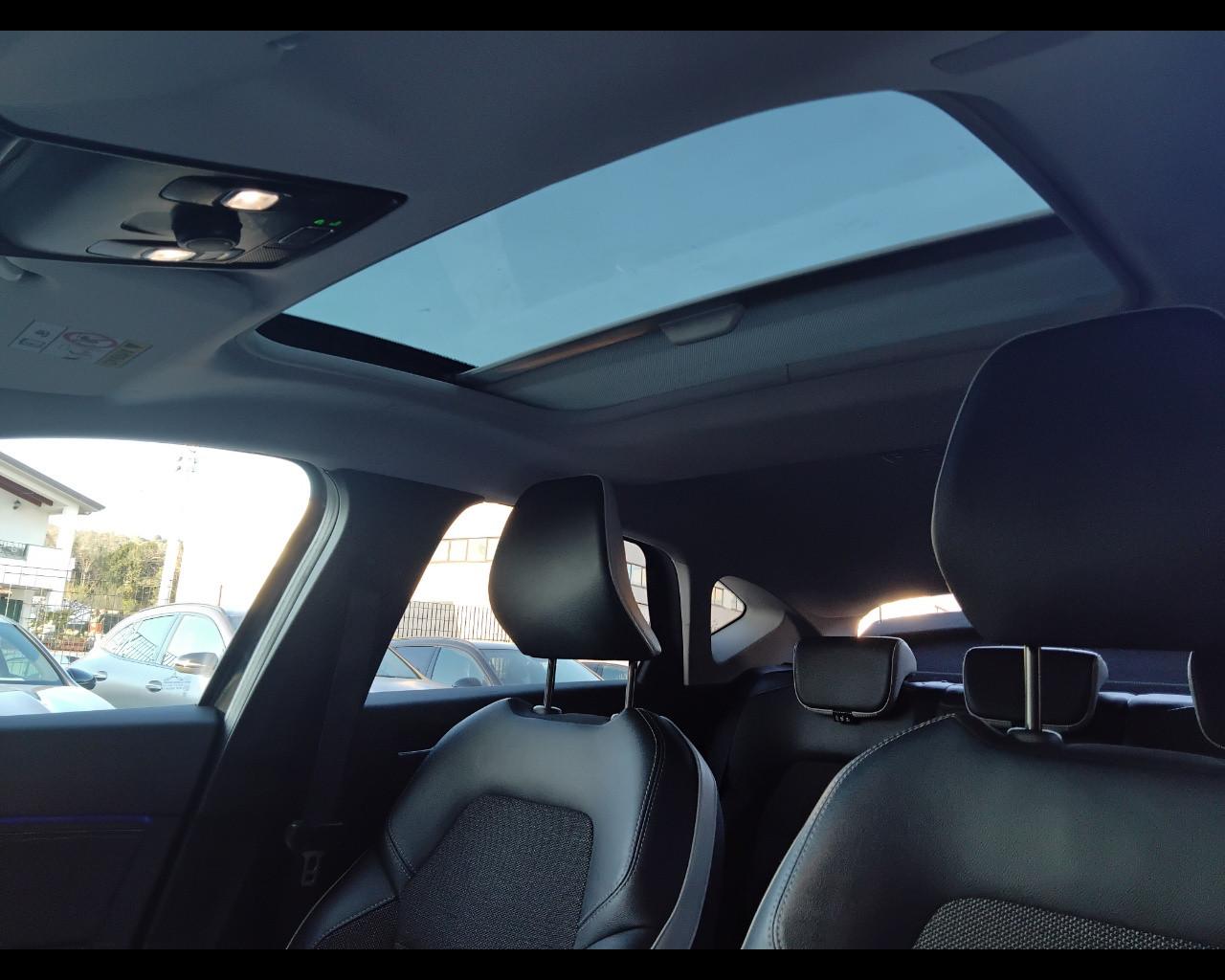 RENAULT Captur II 2019 - Captur 1.6 E-Tech hybrid Techno Fast Track